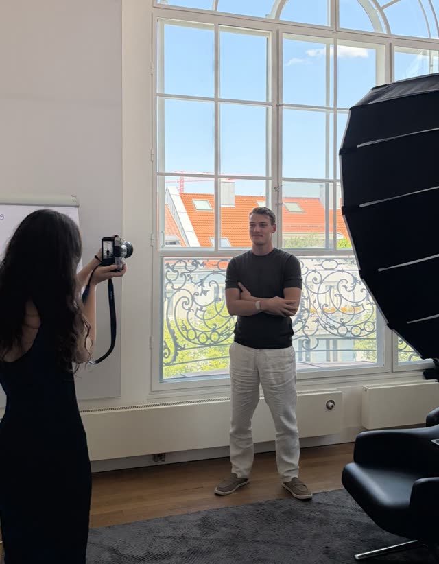 Team beim Fotoshooting